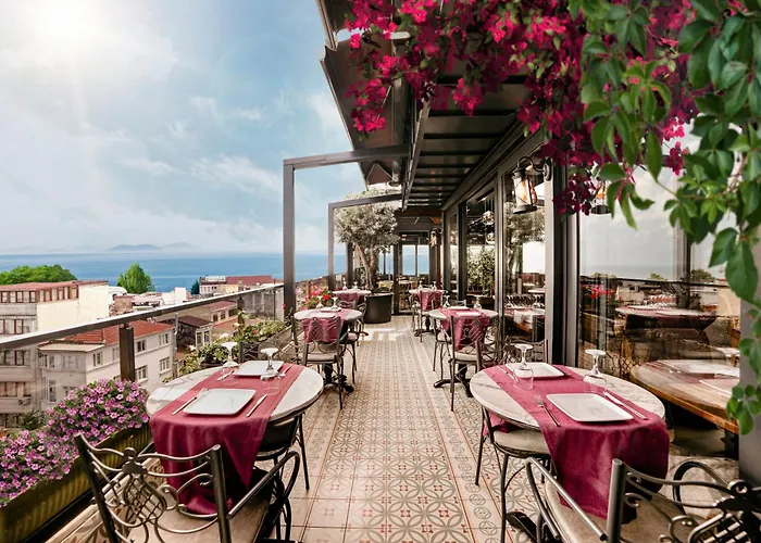 Skalion Hotel Istanboel